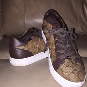 Coach tennis shoes
